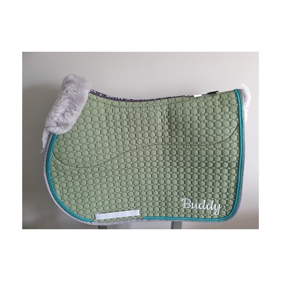 Quilt stoff med farge Khaki - Lammeull farge Grey.