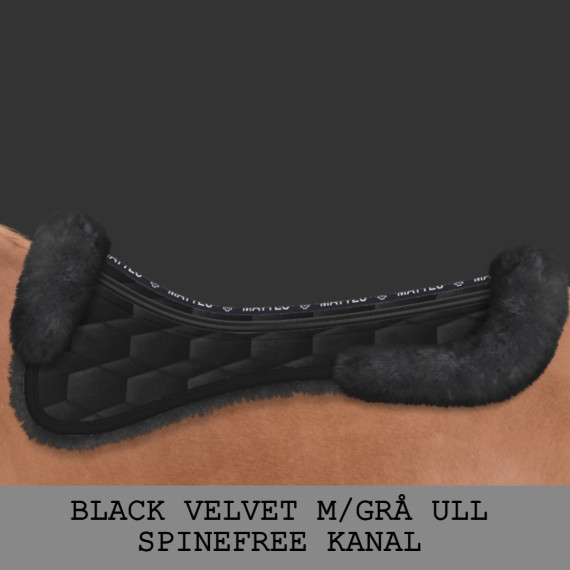 Dressur-Korrigeringspad Velvet black fra Mattes