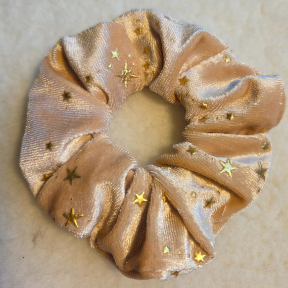 Scrunchie  velvet med gullstjerner