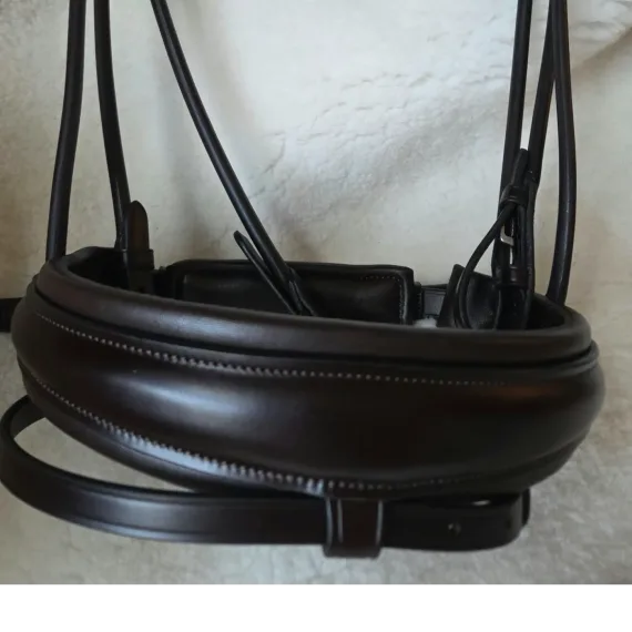 Rundsydd hodelag Premium fra Brisque Bridlewear